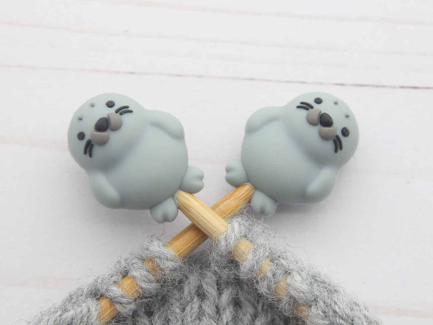 Fox & Pine Stitches - Phoque | Arrête-mailles