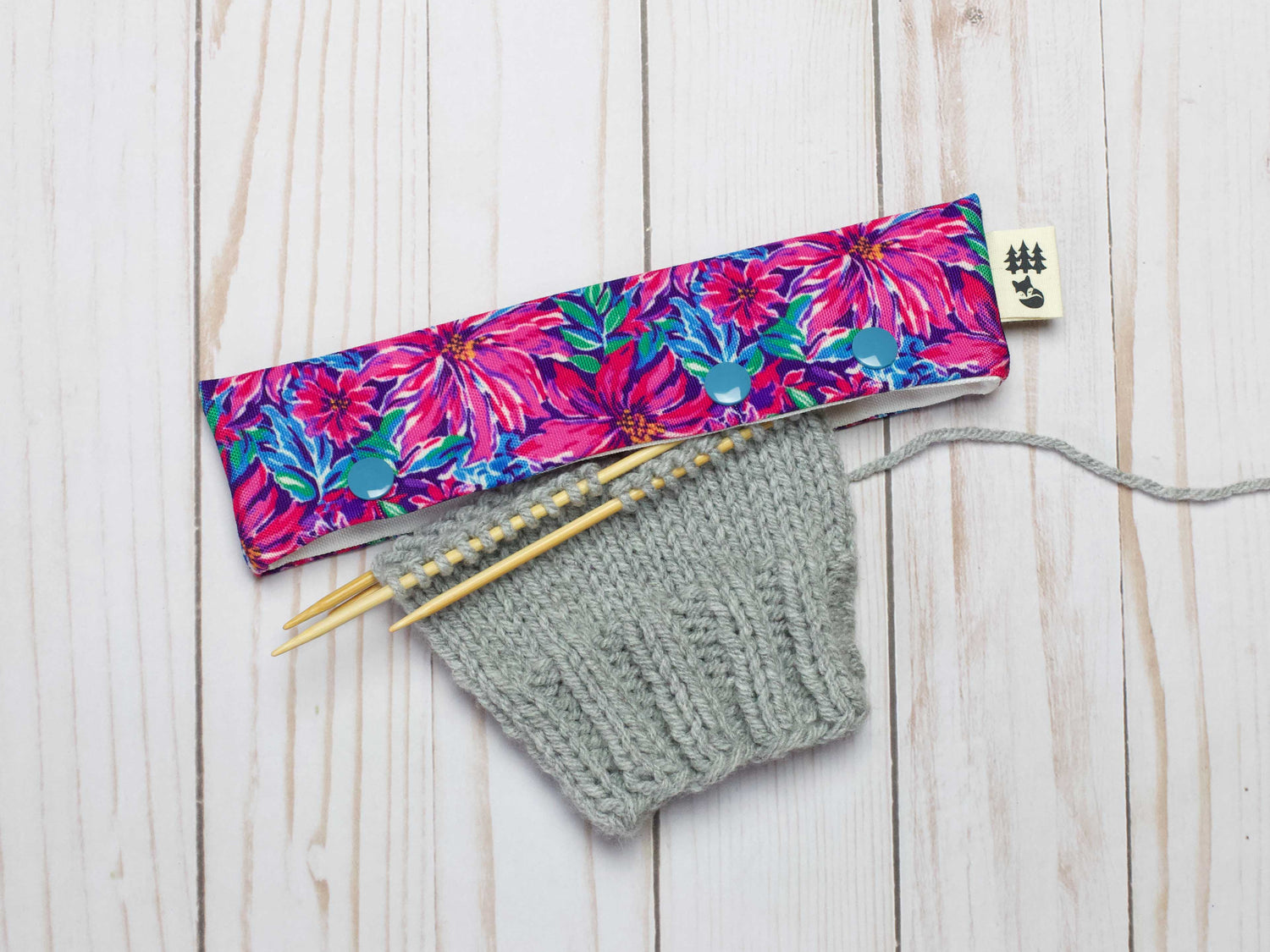 Fox & Pine Stitches Tropical DPN Holder