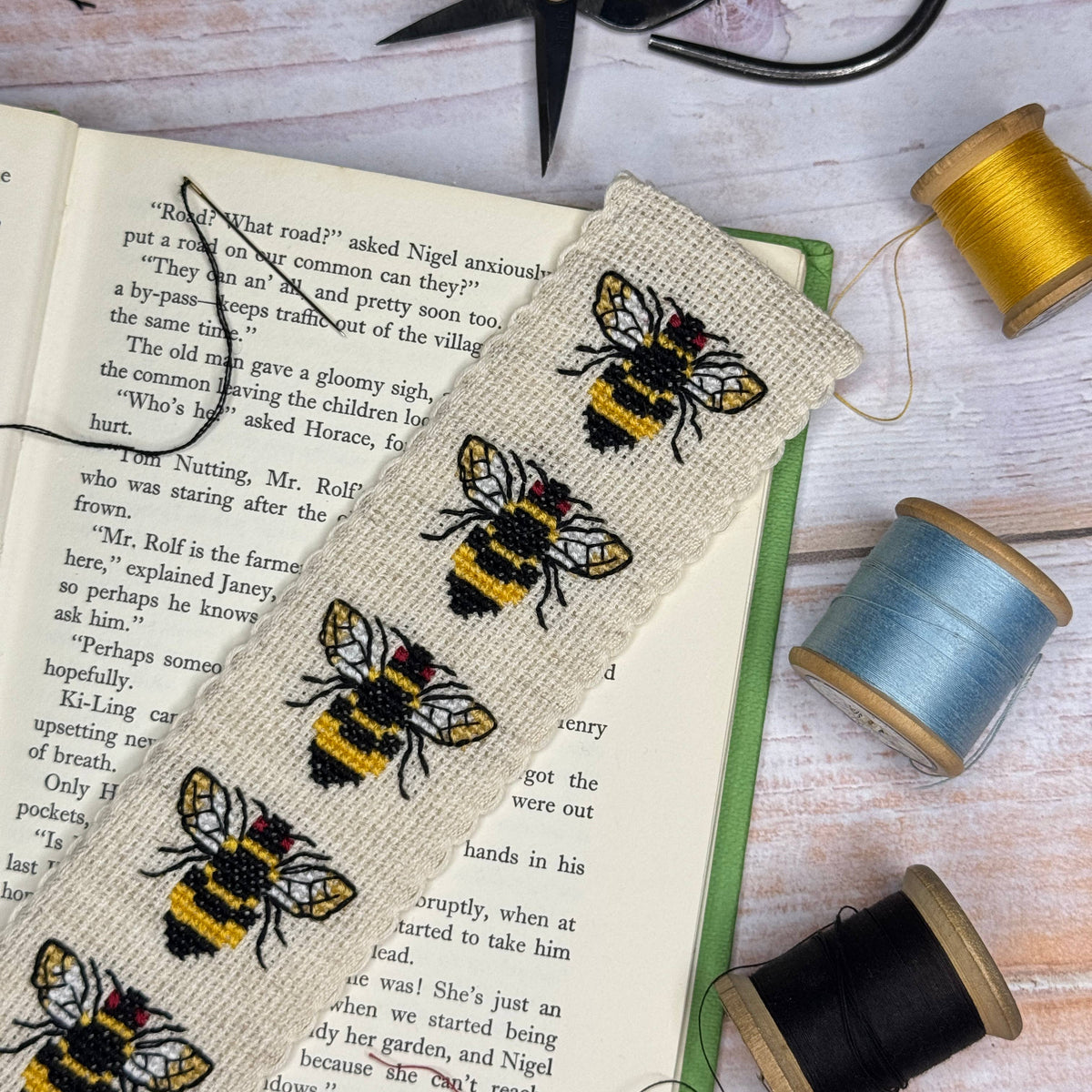 The Crafty Kit Company - Buzzy Bees Cross Stitch Bookmark Kit