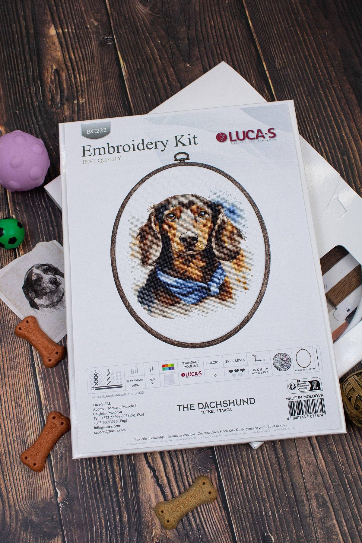 Luca-S Group - Cross Stitch Kit with Hoop Included Luca-S - The Dachshund, BC222