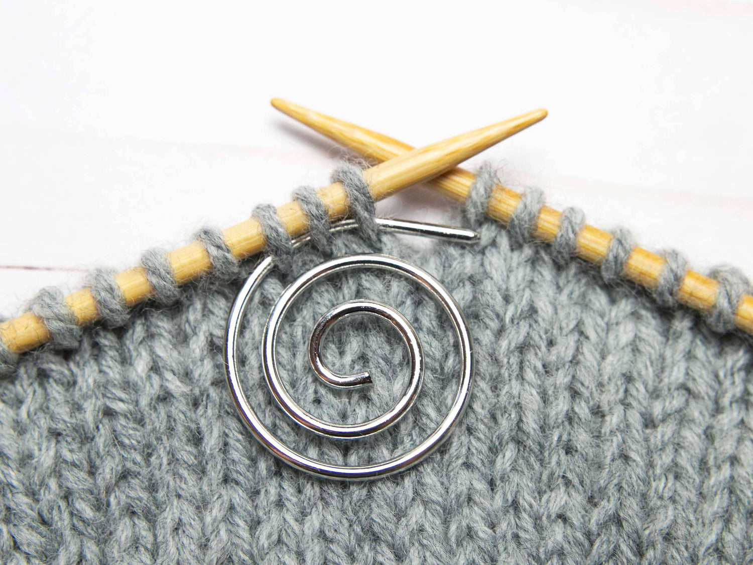 Fox & Pine Stitches Silver Spiral Cable Needle