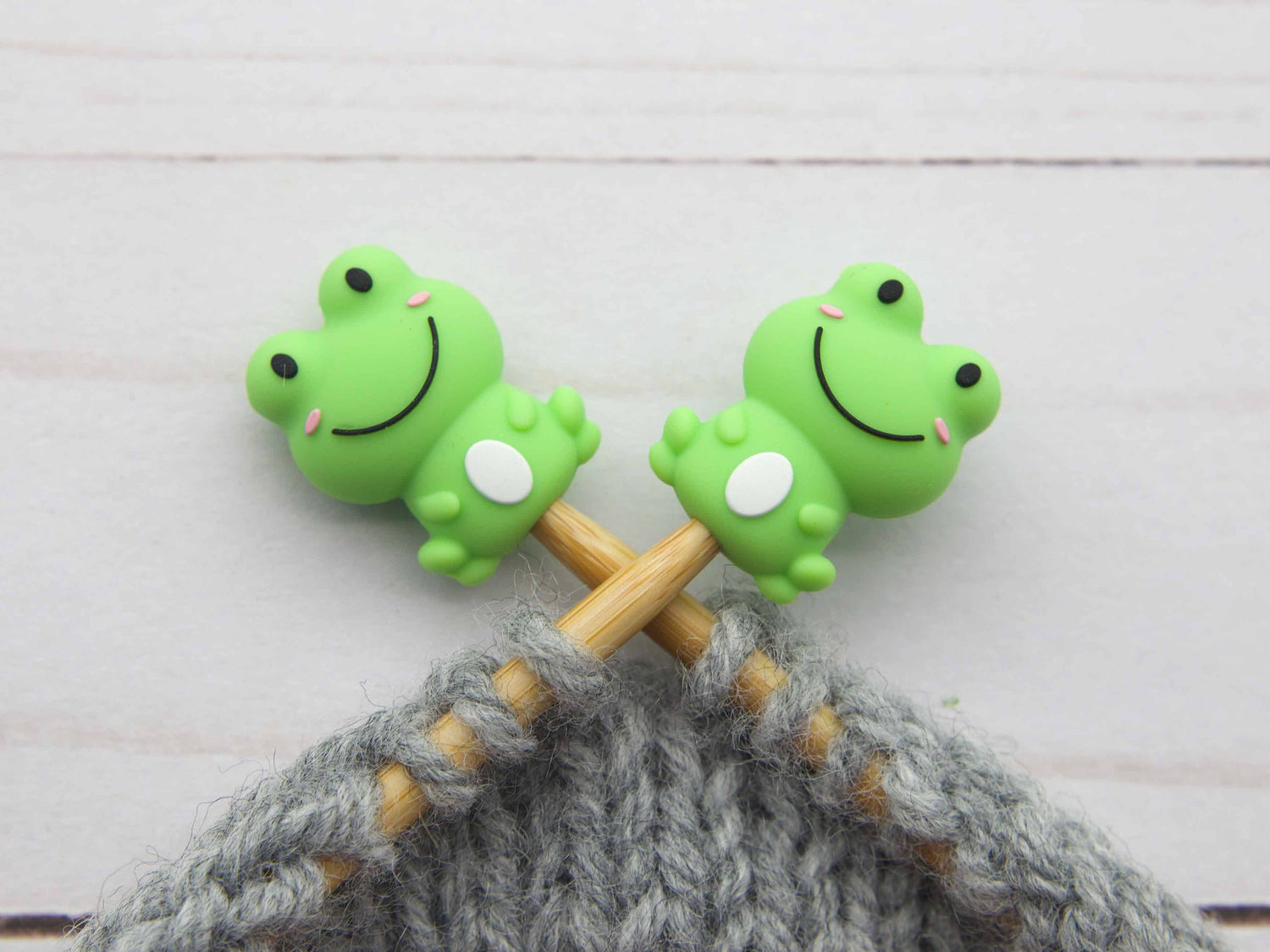 Fox & Pine Stitches - Little Frog | Stitch Stoppers