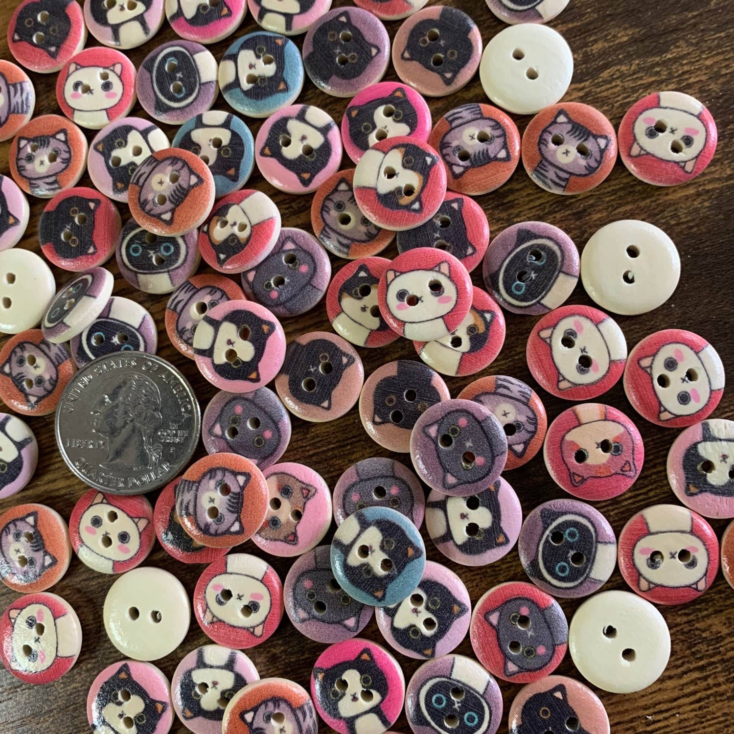 Magnifique Hearts - Wooden Cat Buttons, Meow Buttons, Sewing Supplies, Kitten Bu