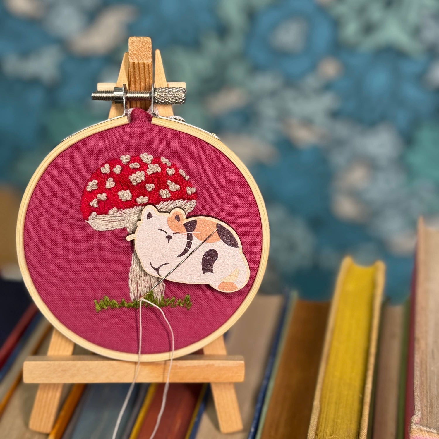 The Crafty Kit Company - Cat Needle Minder - Calico