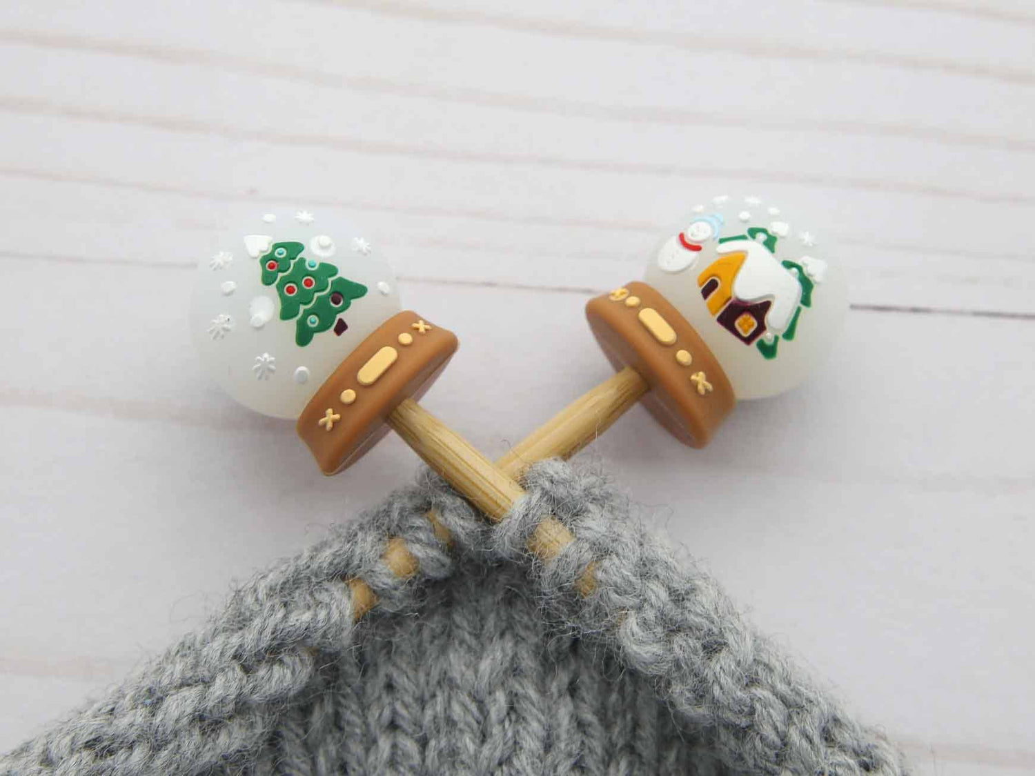 Fox & Pine Stitches - Christmas Snow Globe | Stitch Stoppers