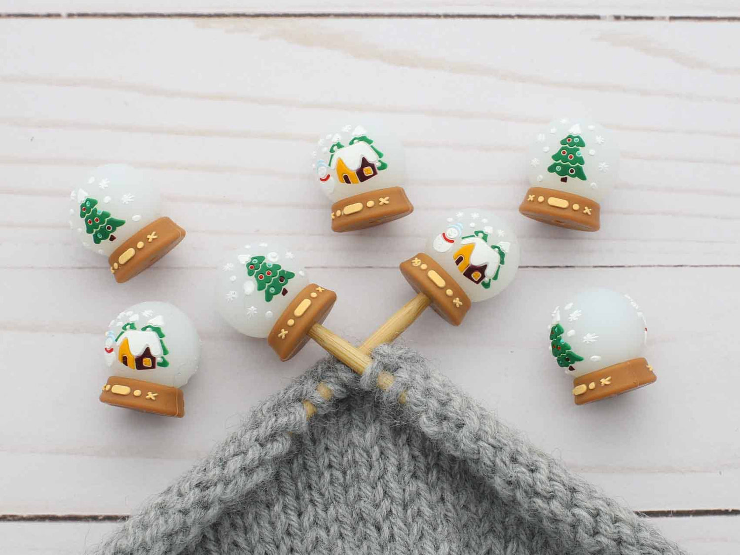 Fox & Pine Stitches - Christmas Snow Globe | Stitch Stoppers