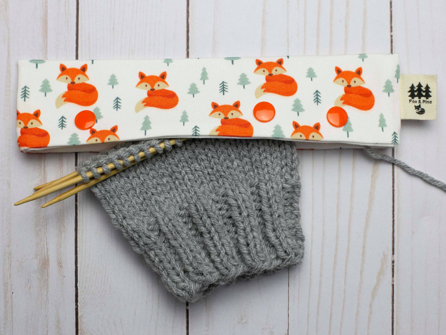 Fox & Pine Stitches Friendly Fox DPN Holder